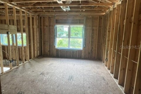 House in Orlando, Florida 4 bedrooms, 331.2 sq.m. № 2210238 - photo 13