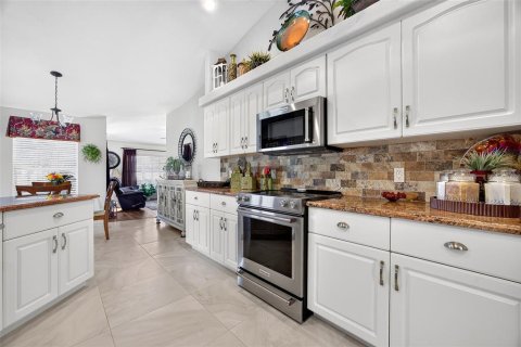 Villa ou maison à vendre à Punta Gorda, Floride: 3 chambres, 203.27 m2 № 2429541 - photo 11