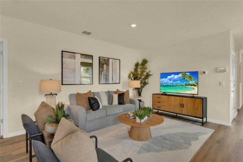 Casa en venta en Apopka, Florida, 4 dormitorios, 159.79 m2 № 1908252 - foto 4