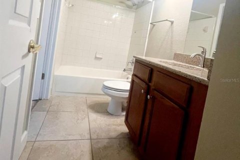Condominio en alquiler en Sarasota, Florida, 3 dormitorios, 117.06 m2 № 2167892 - foto 20