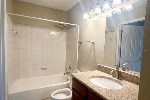 Condominio en alquiler en Sarasota, Florida, 3 dormitorios, 117.06 m2 № 2167892 - foto 19