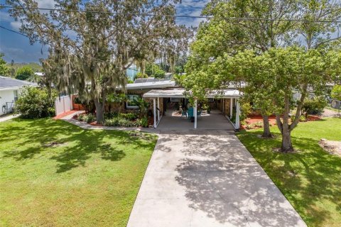 House in Ruskin, Florida 3 bedrooms, 210.98 sq.m. № 1919906 - photo 2