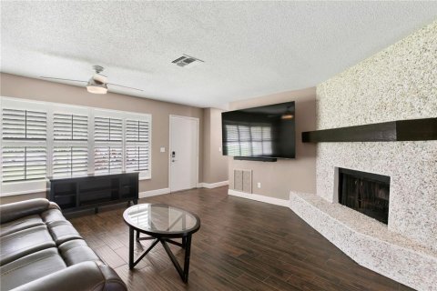 House in Clearwater, Florida 2 bedrooms, 138.24 sq.m. № 1907781 - photo 4