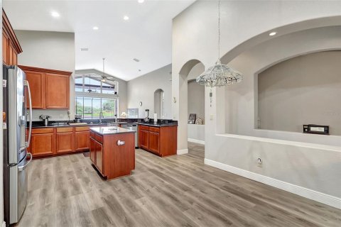 House in Riverview, Florida 4 bedrooms, 242.66 sq.m. № 1778649 - photo 8