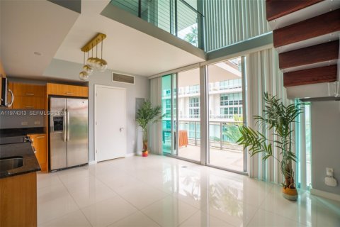 Купить кондоминиум в Майами, Флорида 1 спальня, 76.18м2, № 2036540 - фото 2