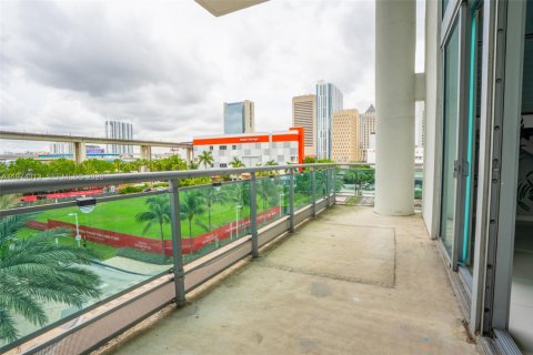 Купить кондоминиум в Майами, Флорида 1 спальня, 76.18м2, № 2036540 - фото 11