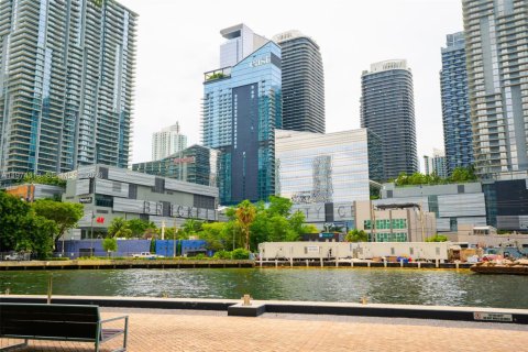 Купить кондоминиум в Майами, Флорида 1 спальня, 76.18м2, № 2036540 - фото 3