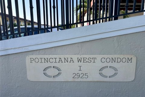 Copropriété à louer à Hialeah, Floride: 2 chambres, 87.89 m2 № 2169038 - photo 15