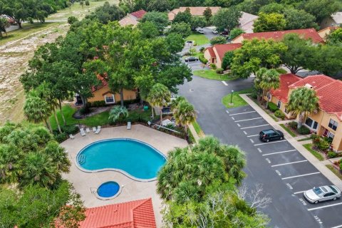 Condo in Apopka, Florida, 3 bedrooms № 2395957 - photo 23