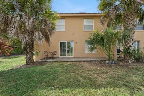 Condo in Apopka, Florida, 3 bedrooms № 2395957 - photo 19
