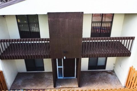 Condo in Kissimmee, Florida, 3 bedrooms  № 1397174 - photo 2