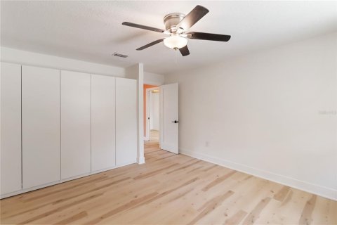 House in Orlando, Florida 3 bedrooms, 195.37 sq.m. № 1873804 - photo 20