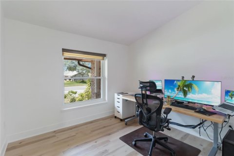 House in Orlando, Florida 3 bedrooms, 195.37 sq.m. № 1873804 - photo 15