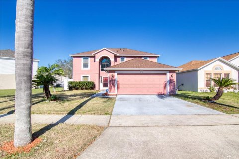 House in Clermont, Florida 4 bedrooms, 197.7 sq.m. № 2093044