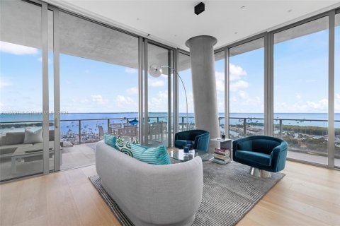 Condo in Miami, Florida, 5 bedrooms  № 1454747 - photo 8