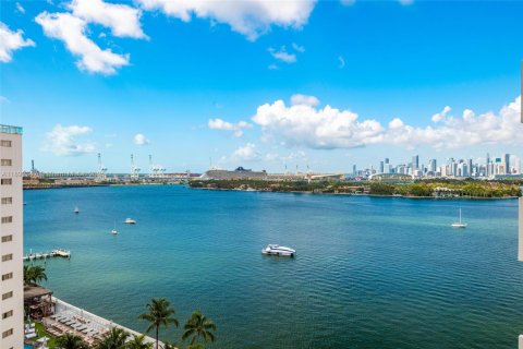 Copropriété à vendre à Miami Beach, Floride: 1 chambre, 90.12 m2 № 1944045 - photo 1