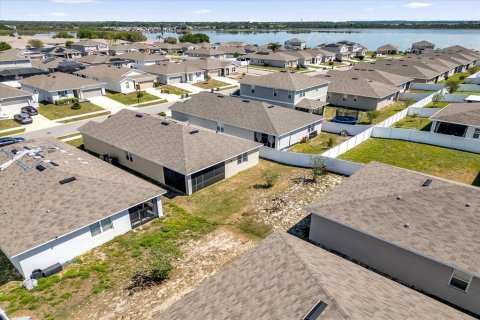 House in Winter Haven, Florida 4 bedrooms, 179.86 sq.m. № 2114431 - photo 28