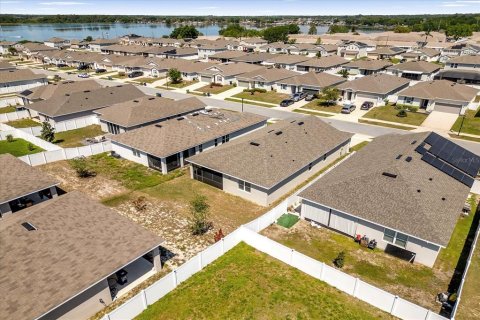 House in Winter Haven, Florida 4 bedrooms, 179.86 sq.m. № 2114431 - photo 30