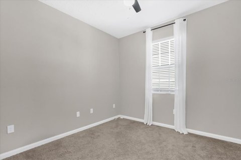 House in Winter Haven, Florida 4 bedrooms, 179.86 sq.m. № 2114431 - photo 25