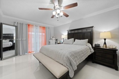 House in Homestead, Florida 4 bedrooms, 148.83 sq.m. № 1868642 - photo 29