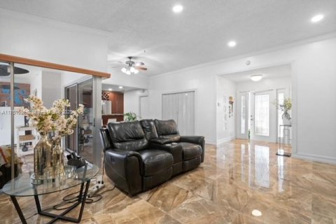 House in Homestead, Florida 4 bedrooms, 148.83 sq.m. № 1868642 - photo 21