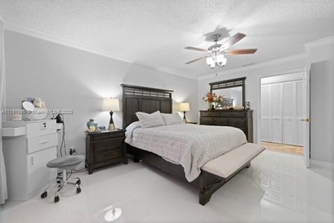 House in Homestead, Florida 4 bedrooms, 148.83 sq.m. № 1868642 - photo 28