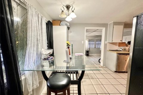 Villa ou maison à vendre à Largo, Floride: 2 chambres, 73.58 m2 № 2142159 - photo 5