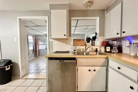 Villa ou maison à vendre à Largo, Floride: 2 chambres, 73.58 m2 № 2142159 - photo 8