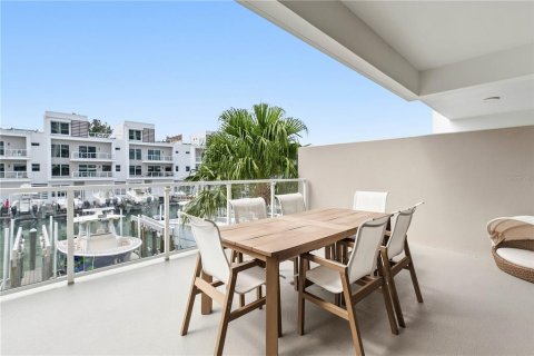 Condo in Clearwater, Florida, 2 bedrooms № 2373106 - photo 25