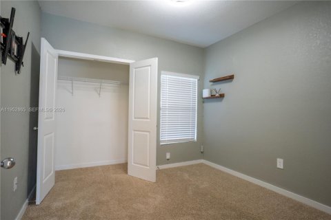 Adosado en alquiler en Florida City, Florida, 3 dormitorios, 127.83 m2 № 2008797 - foto 2