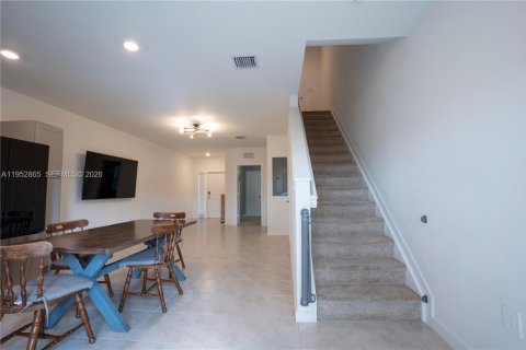 Adosado en alquiler en Florida City, Florida, 3 dormitorios, 127.83 m2 № 2008797 - foto 12