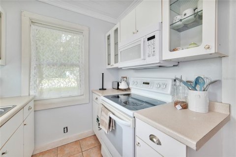 House in Ocala, Florida 3 bedrooms, 84.73 sq.m. № 1888661 - photo 16