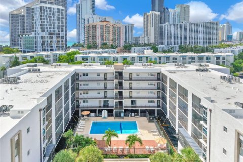 Appartement à Sunny Isles Beach, Floride 1 chambre, 74.88 m2 № 2086212