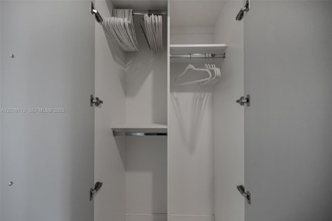 Appartement à louer à Sunny Isles Beach, Floride: 1 chambre, 74.88 m2 № 2086212 - photo 29