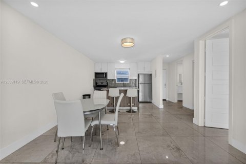 Appartement à louer à Sunny Isles Beach, Floride: 1 chambre, 74.88 m2 № 2086212 - photo 18