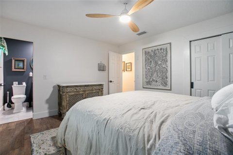 House in De Leon Springs, Florida 3 bedrooms, 167.22 sq.m. № 1912307 - photo 24