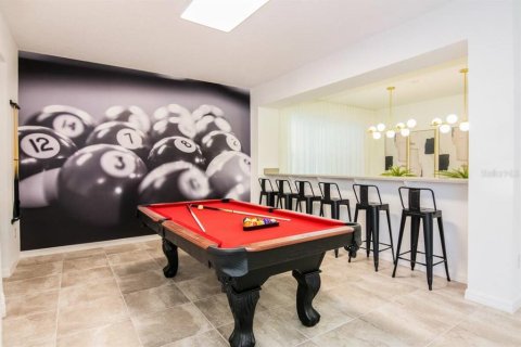 Casa en venta en Kissimmee, Florida, 9 dormitorios, 405.33 m2 № 1519573 - foto 6