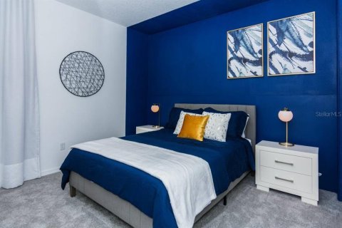 Casa en venta en Kissimmee, Florida, 9 dormitorios, 405.33 m2 № 1519573 - foto 22