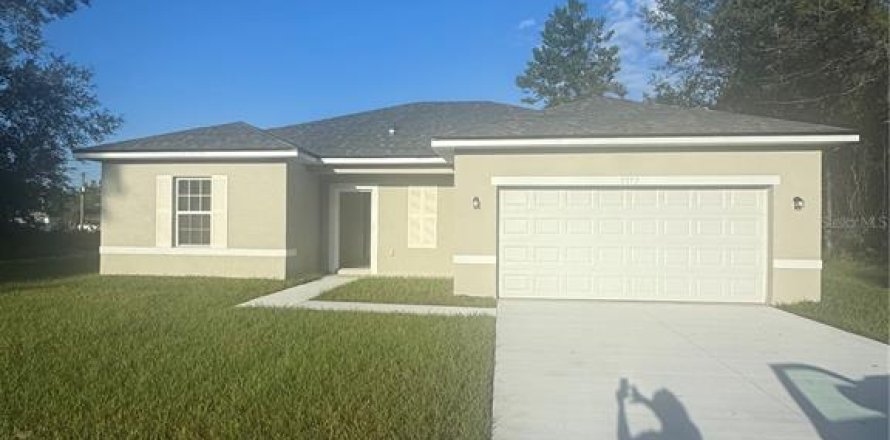 Villa ou maison à Ocala, Floride 4 chambres, 157.56 m2 № 2379063