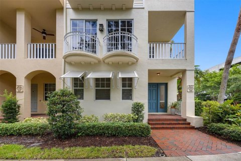 Touwnhouse à vendre à Tampa, Floride: 4 chambres, 210.14 m2 № 1815919 - photo 3