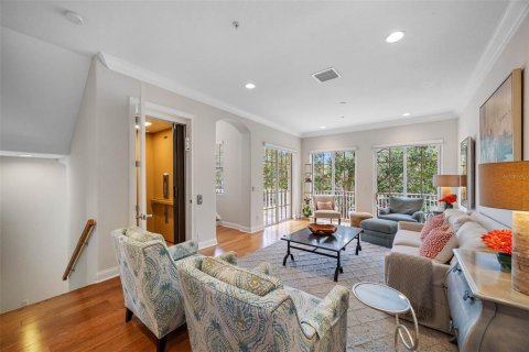 Touwnhouse à vendre à Tampa, Floride: 4 chambres, 210.14 m2 № 1815919 - photo 8