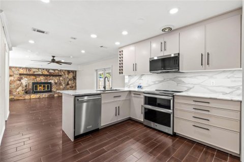 Villa ou maison à vendre à Saint Petersburg, Floride: 2 chambres, 102.84 m2 № 2409001 - photo 3