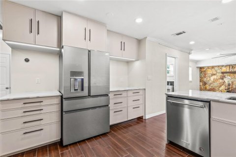 Villa ou maison à vendre à Saint Petersburg, Floride: 2 chambres, 102.84 m2 № 2409001 - photo 6