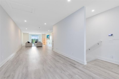 House in Four Corners, Florida 6 bedrooms, 594.2 sq.m. № 1736364 - photo 26