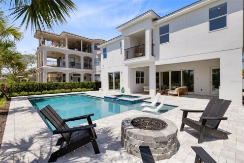 House in Four Corners, Florida 6 bedrooms, 594.2 sq.m. № 1736364 - photo 4