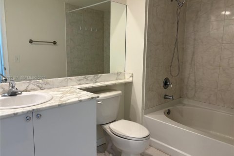 Condominio en venta en Aventura, Florida, 1 dormitorio, 77.57 m2 № 2034208 - foto 9