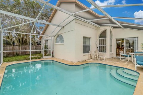 Villa ou maison à vendre à Kissimmee, Floride: 3 chambres, 159.05 m2 № 2412546 - photo 3