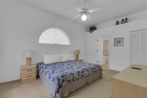 Villa ou maison à vendre à Kissimmee, Floride: 3 chambres, 159.05 m2 № 2412546 - photo 11