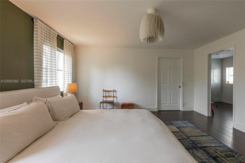 Villa ou maison à louer à Weston, Floride: 5 chambres, 235.6 m2 № 2346844 - photo 22