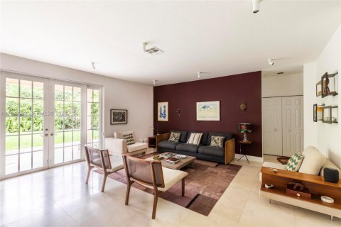 Villa ou maison à louer à Weston, Floride: 5 chambres, 235.6 m2 № 2346844 - photo 4